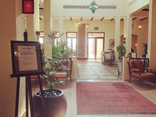 Main entrance with a Marriott "Bonvoy" Welcome