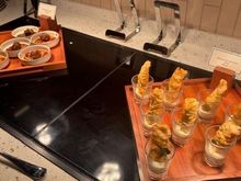 Happy hour (meatballs in tomato sauce, battered fish)