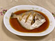 Steamed pomfret 