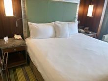 King bed