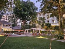 View towards the hotel and pool