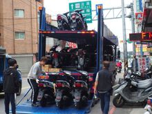 How they deliver bikes to the retailer