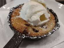 Skillet cookie