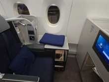 2A aisle-leaning seat