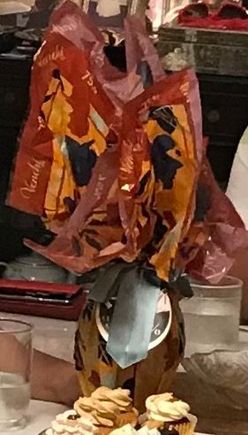 Lovely wrapped Easter egg from Venchi 