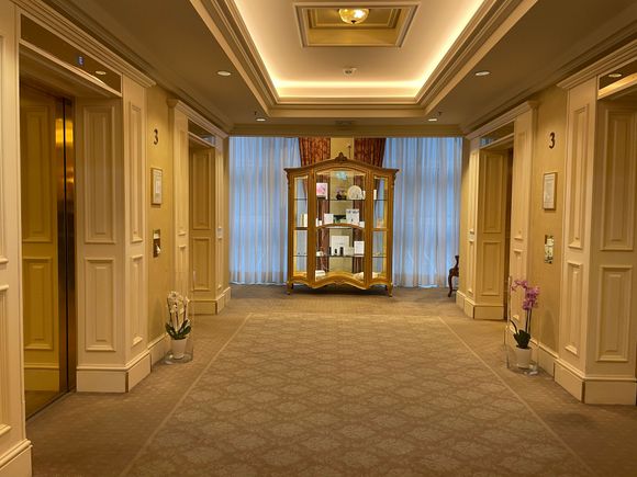 Corridor to the rooms