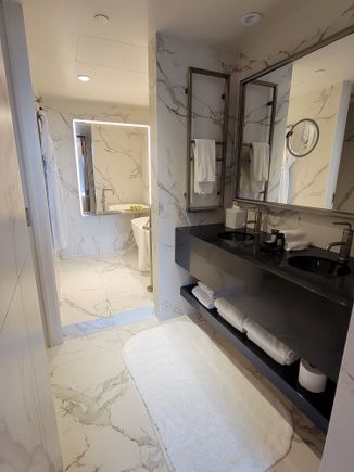 Double vanity