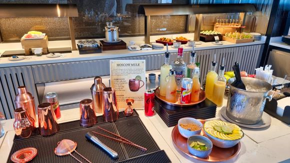 Cocktail of the day - Make it yourself, or the superb staff will do it for you