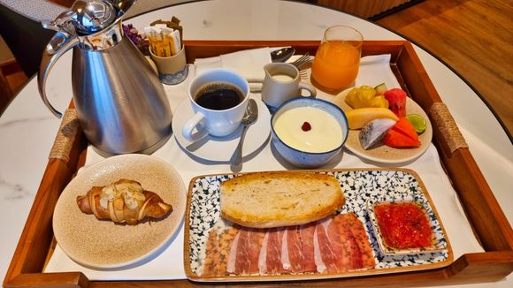 Very tasty breakfast menus. Here is the Spanish breakfast, with delicious, high-quality ingredients.