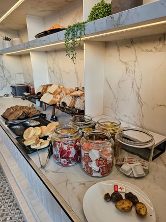 Breakfast buffet