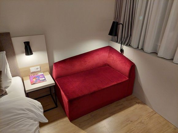 Top Floor Room / Crowne Plaza Frankfurt Niederrad