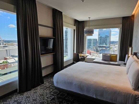 Second room - 1 King Premium Corner Cityscape View