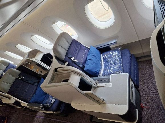 Seats 3A and 4A