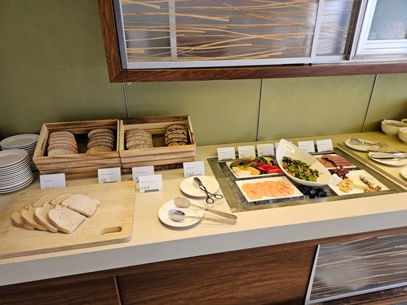Club breakfast buffet