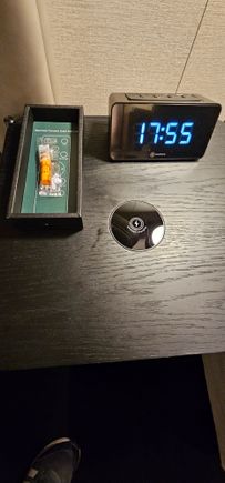 Wireless charging on one side of the bed.
USB-A and C points as well as some multi-plug point.