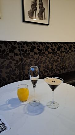 An espresso martini from the manned bar at BA GF T3