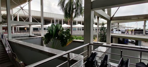 Manila Terminal 2  - Nice and quiet