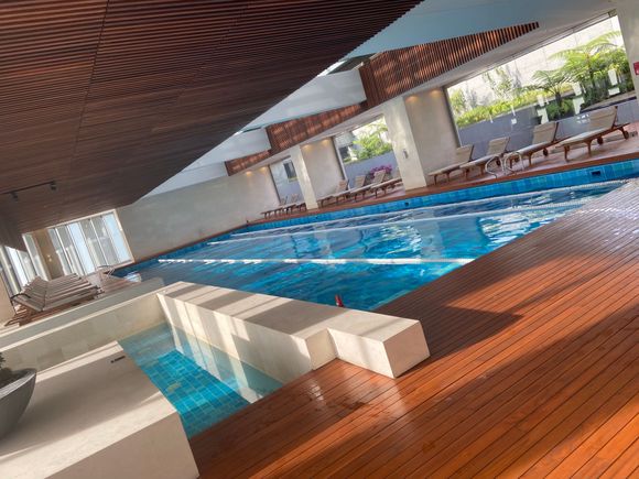 Hotel pool 