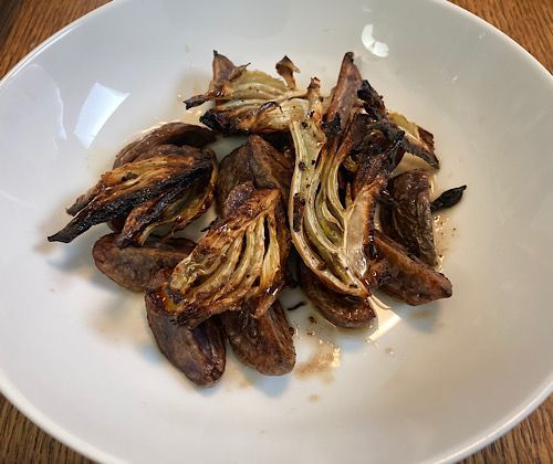 Breakfast was the leftover purple potatoes and fennel drizzled with the pan drippings (avocado oil, steak juice, and butter). Needless to say, it was delicious. 