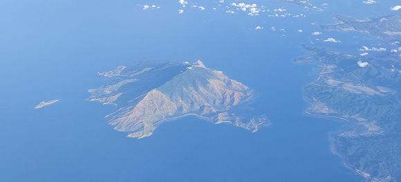 First looks of the Philippines:  That could easily pass for a Hawaiian Island