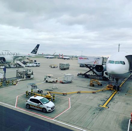 3 Airbus Multi-Parking on a long haul in T2