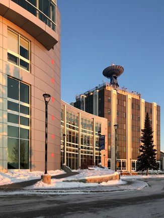 International Arctic Research Center on the left and the Geophysical Institute on the campus of the University of Alaska Fairbanks. 