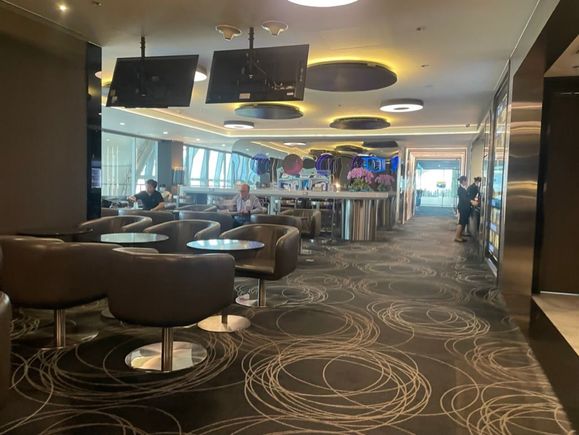 EVA Lounge BKK