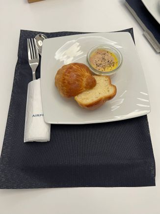 Duck foie gras, toasted brioche.