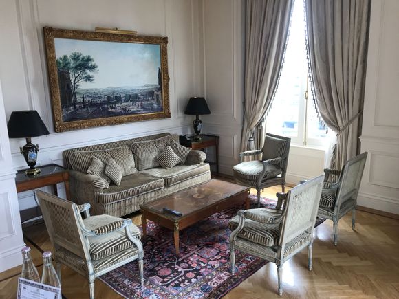 Sitting area