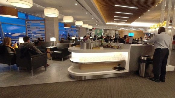 JFK AA Flagship Lounge