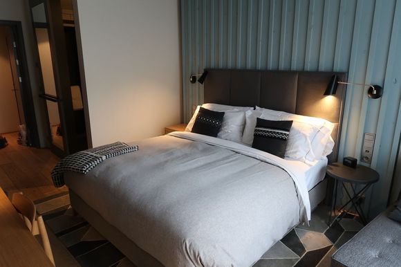 King bed