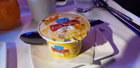 Fruit yoghurt