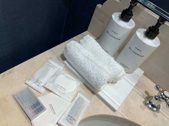 Complete set of amenities ...... the bar of soap is indeed a thing of the past