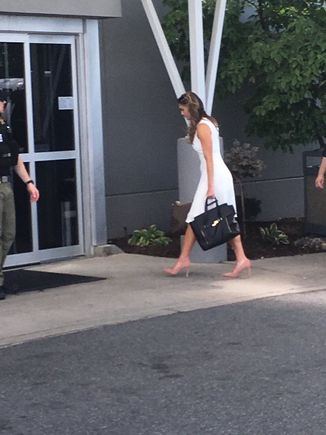 

SPOTTED at Morristown, NJ airport ahead of Air Force One departure for Trump’s Ohio rally: Hope Hicks
https://twitter.com/JonLemire/status/1025824604399562752