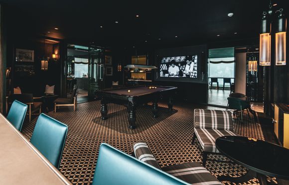 Manor Club