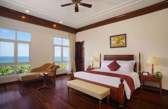 Marriott entry level “suite”.