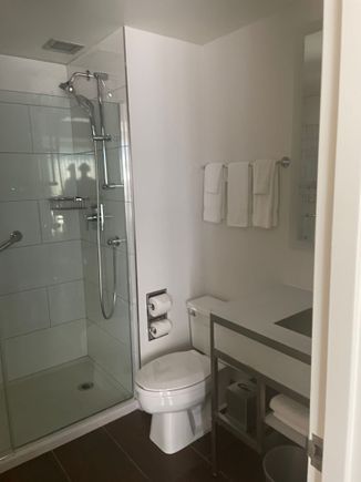Suite 2