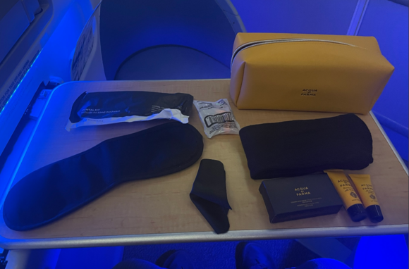 Air Canada's new amenity kit!