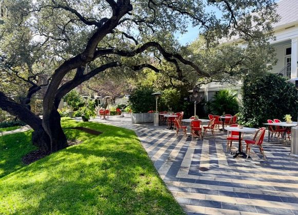 Outdoor seating area 
