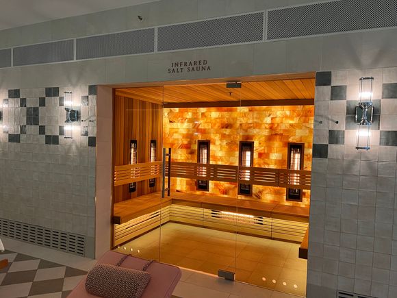 Infrared sauna