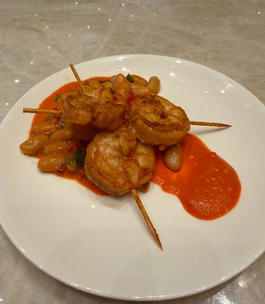 Shrimp skewers - hot and tasty. 