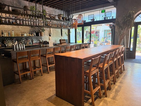 Dusk bar