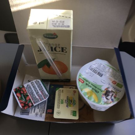 Breakfast box revealed. Tasty. No BoB here TYVM