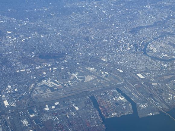 EWR