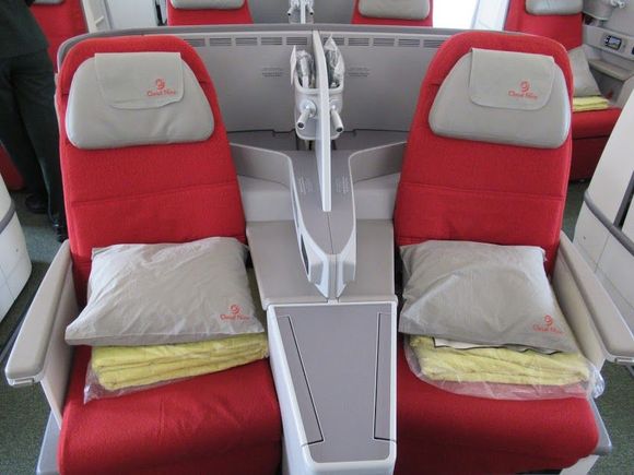 Seats 2DH on Ethiopian A350-900