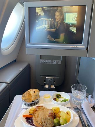 
Club World Christmas dinner on flight to Chicago this week. It was a bit bland, could have used more gravy. Nice idea, though. 
