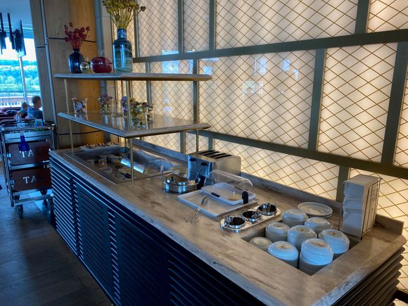 Primeclass lounge snacks