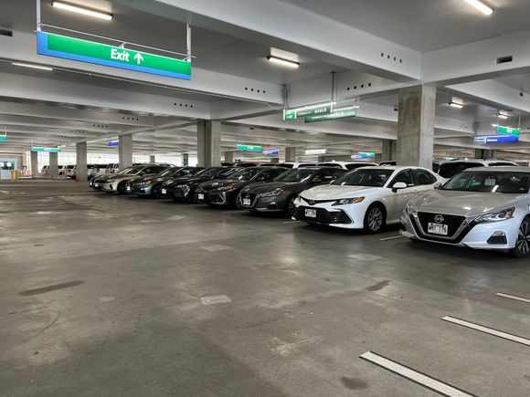 Emerald Aisle at HNL