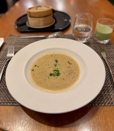 Cream of Celeriac and Mushroom Soup
served with truffled parsley oil - this was very good, soup was poured at your seat.