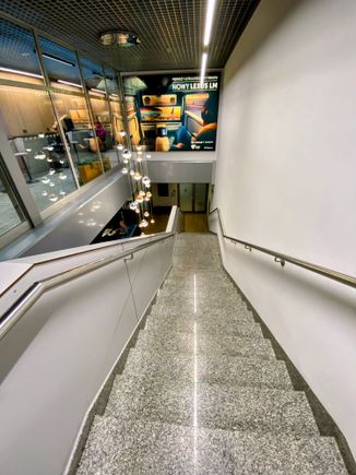 I was surprised to see the stairs, there’s not many other multilevel lounges around.
